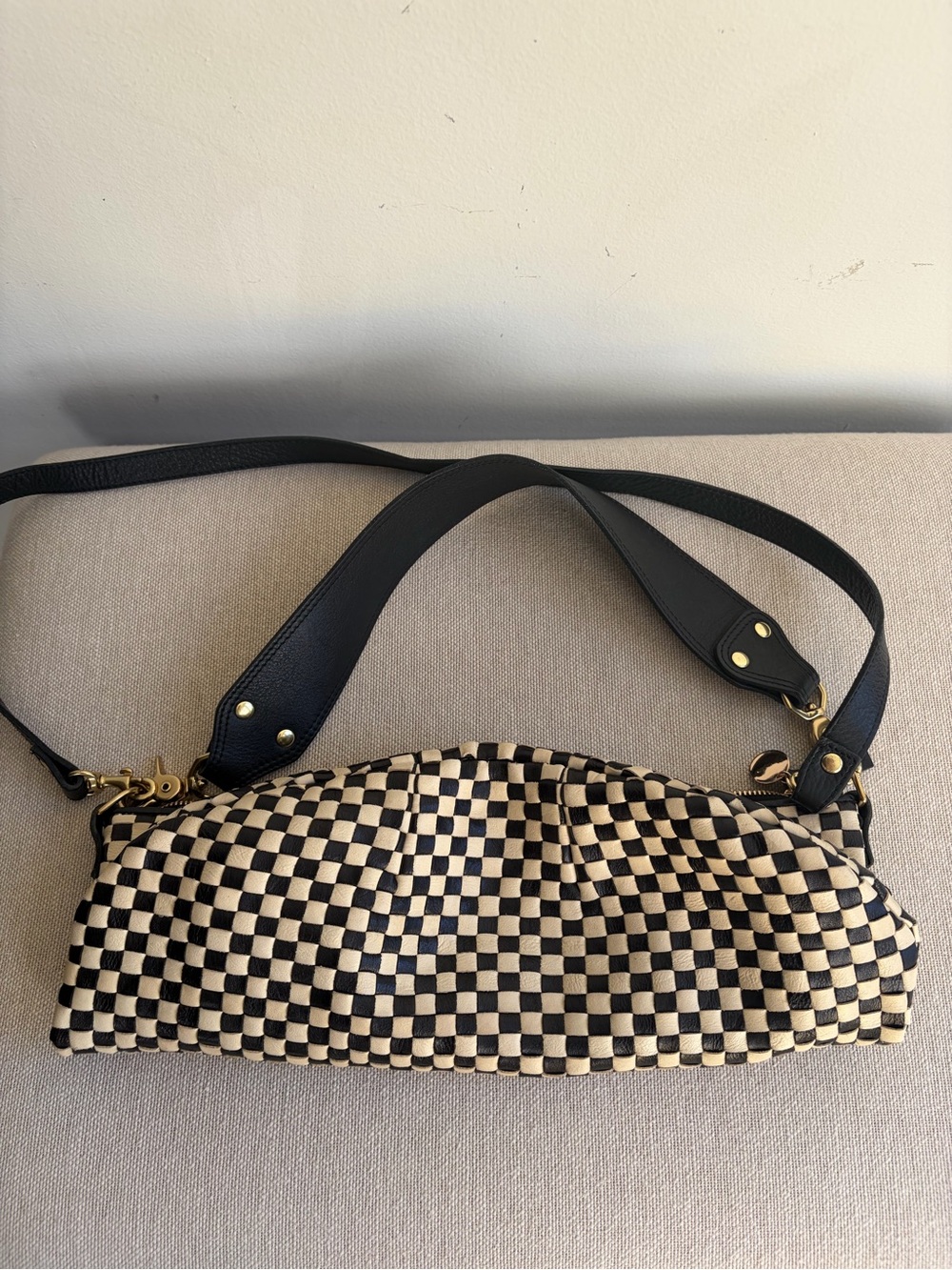 CLARE V. Moyen Woven Leather Messenger Bag Black Cream - Picture 5 of 6